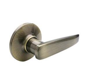 Dorex Manhattan Lever in polished brass finish